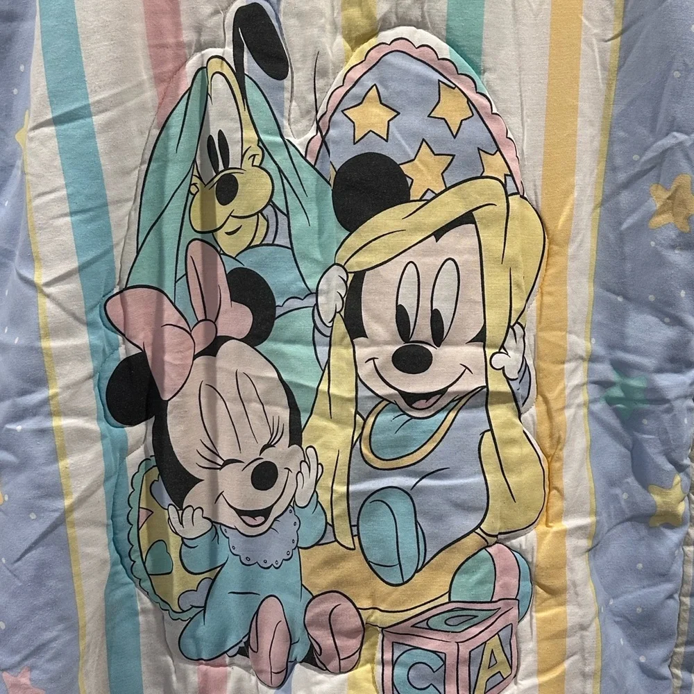 Vintage Disney Pastel Mickey Crib Quilt nursery 41.5”‎ x 31.5”